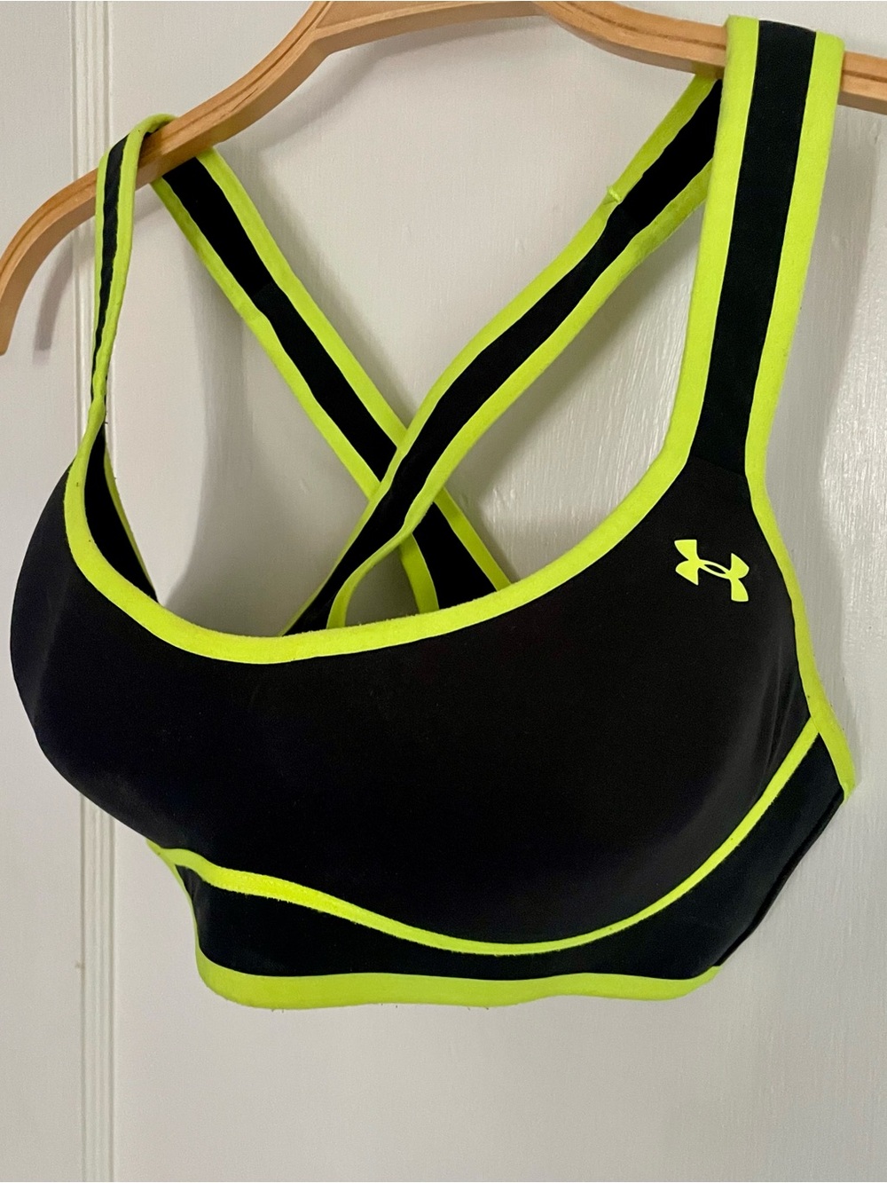 Under Armour HeatGear High Impact Mid Crossback Sports Bra Black Yellow 34C